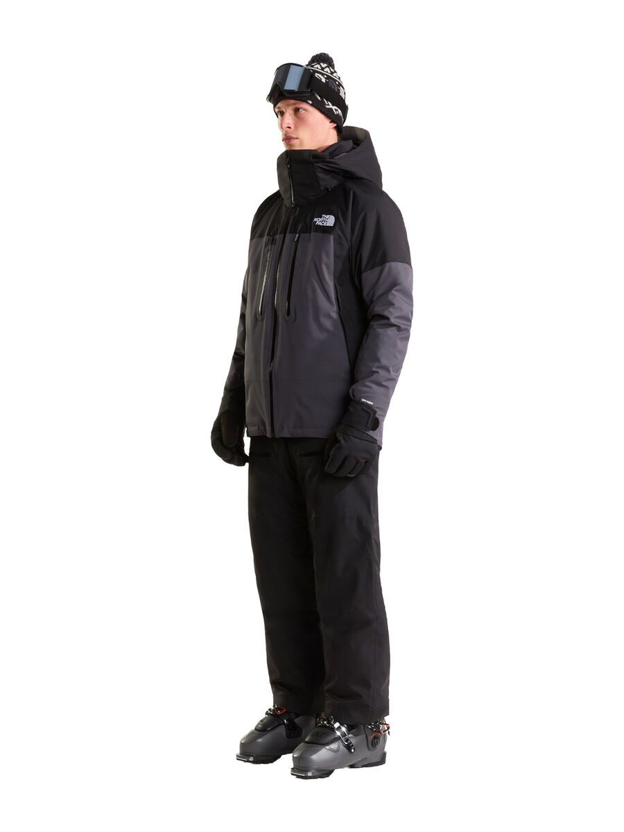 The North Face M Chakal Jacket, anthracite grey/tnf bla - Bild 6