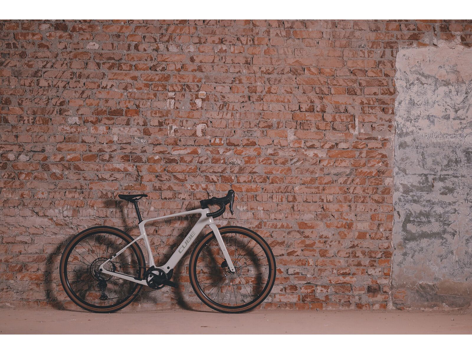 Cube Nuroad Hybrid C:62 Race 400X, desertstone´n´green - Bild 19