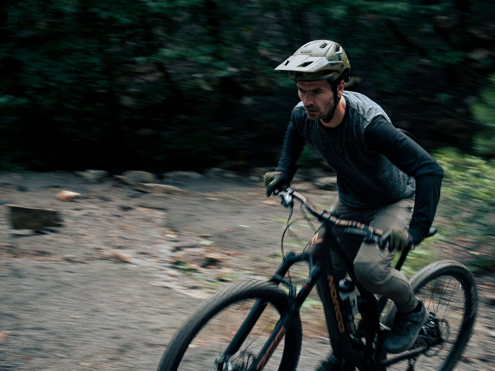 MET Parachute MCR MIPS, bronze orange/matt - Bild 13