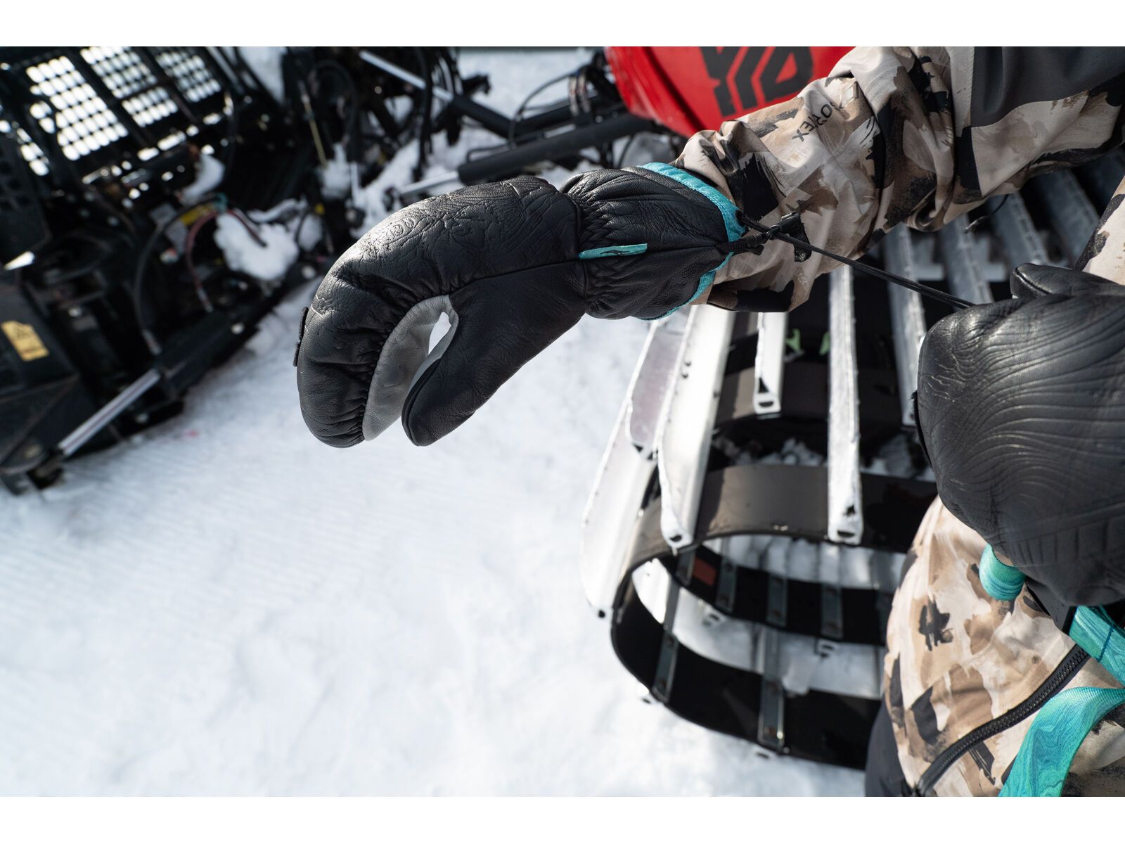 Dakine Team Voyager Mitt, chris benchetler - Bild 3