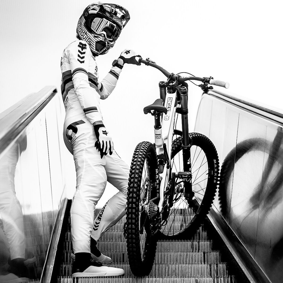 OneUp Components Goldstone Grips, maroon - Bild 5