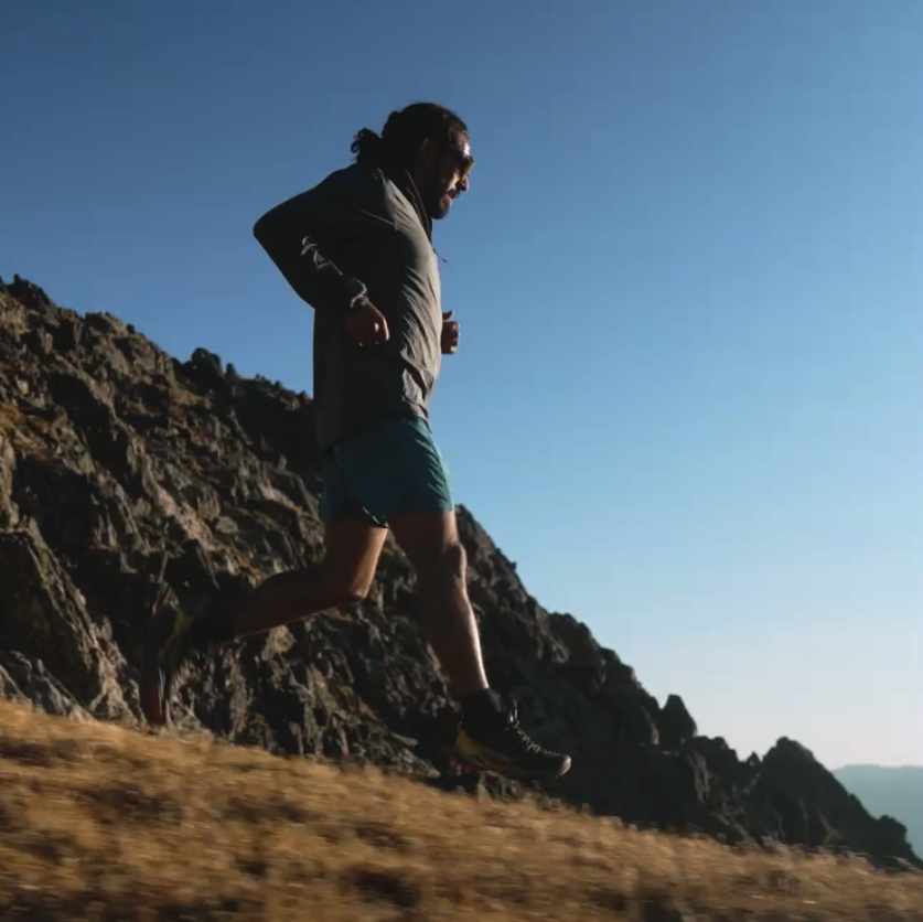 Patagonia Men's Houdini Jacket Lose Yourself Outline, nouveau green - Video 5