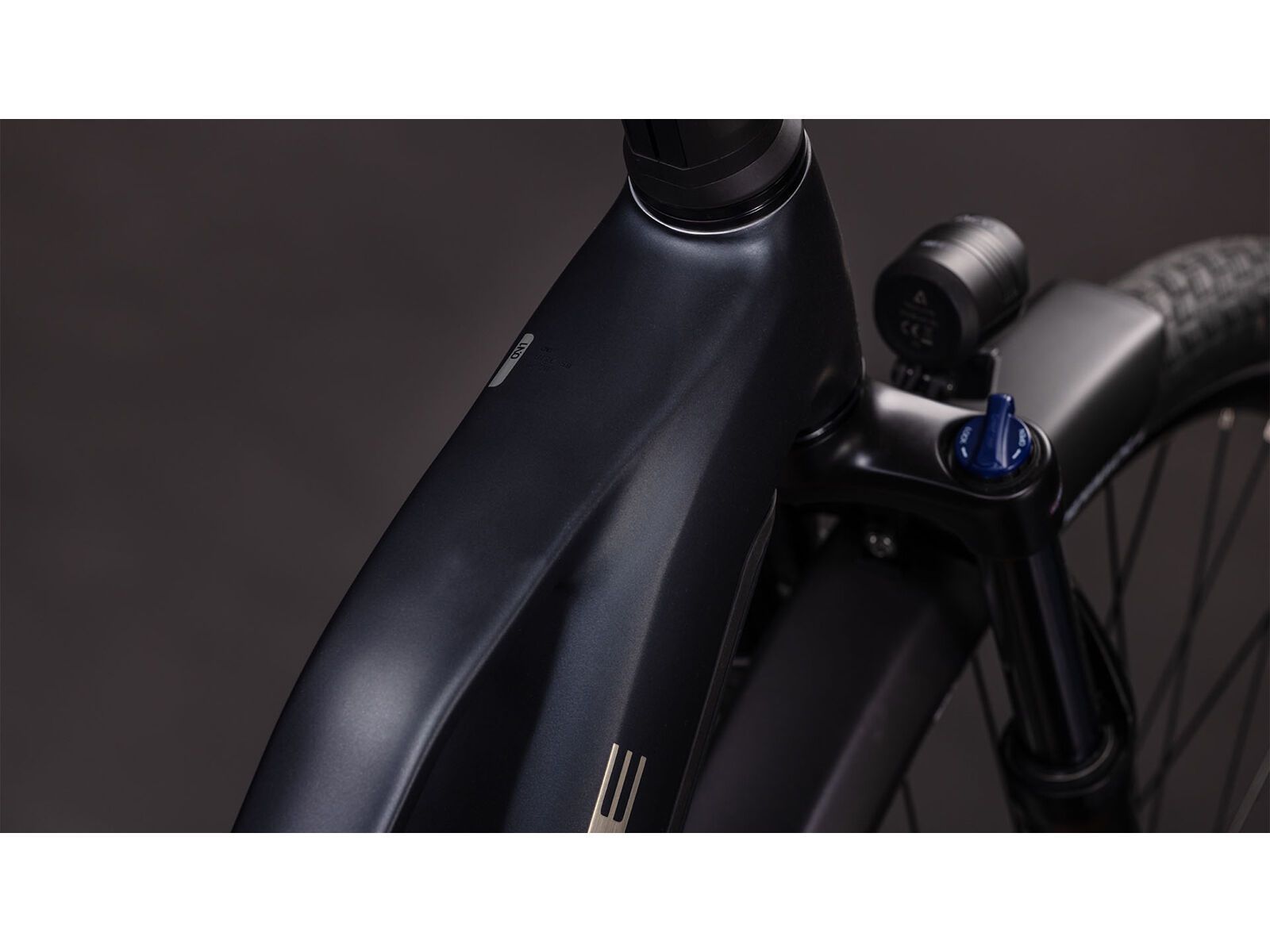 Cube Touring Hybrid One 600 Trapeze, coal´n´chrome - Bild 3