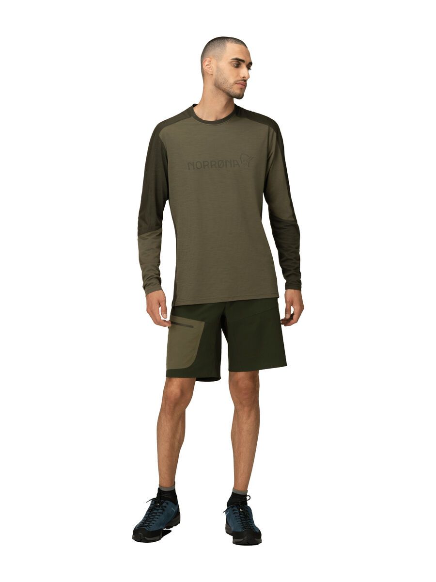 Norrona falketind equaliser merino round Neck M's, olive night/rosin - Bild 3