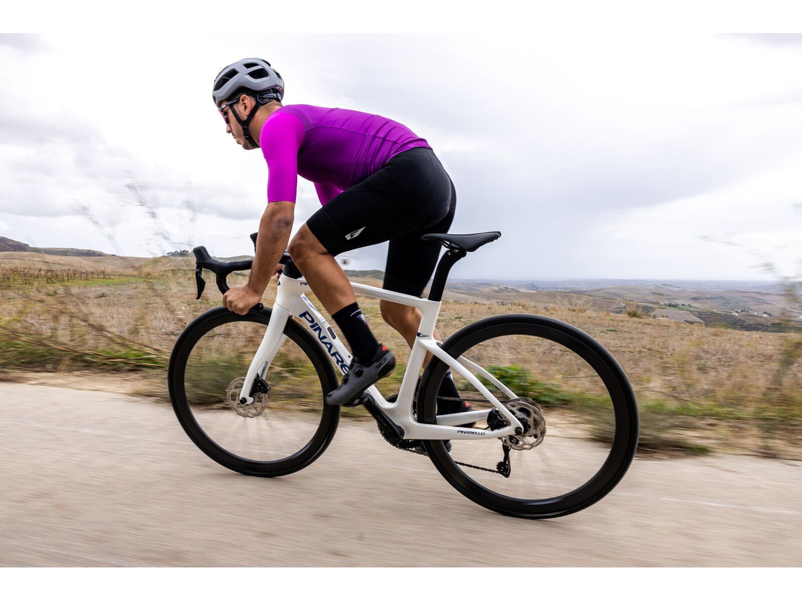 Pinarello F5 105 Di2 2x12 DB / Most Ultrafast Carbon DB HG11, furious white - Bild 8