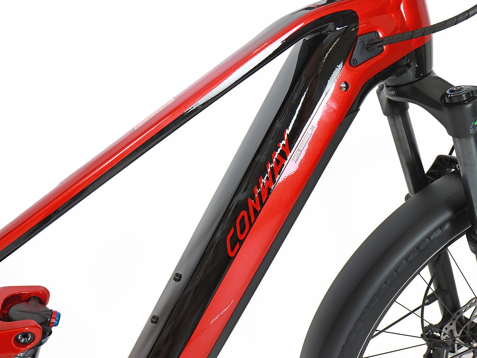 Conway Xyron SUV 4.9, red metallic / black - Bild 4