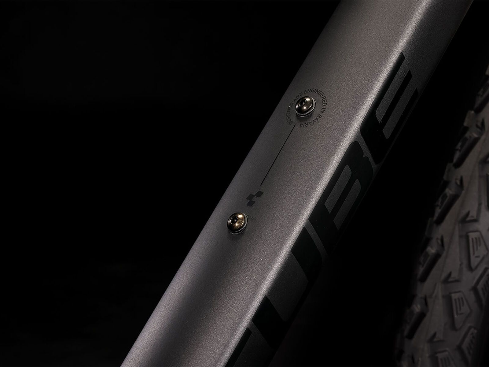 Cube Nature Trapeze, graphite´n´black - Bild 3