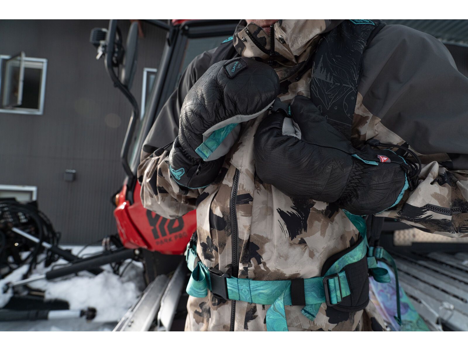 Dakine Team Voyager Mitt, chris benchetler - Bild 4