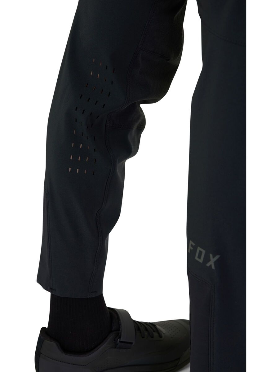 Fox Defend Pant, black - Bild 7