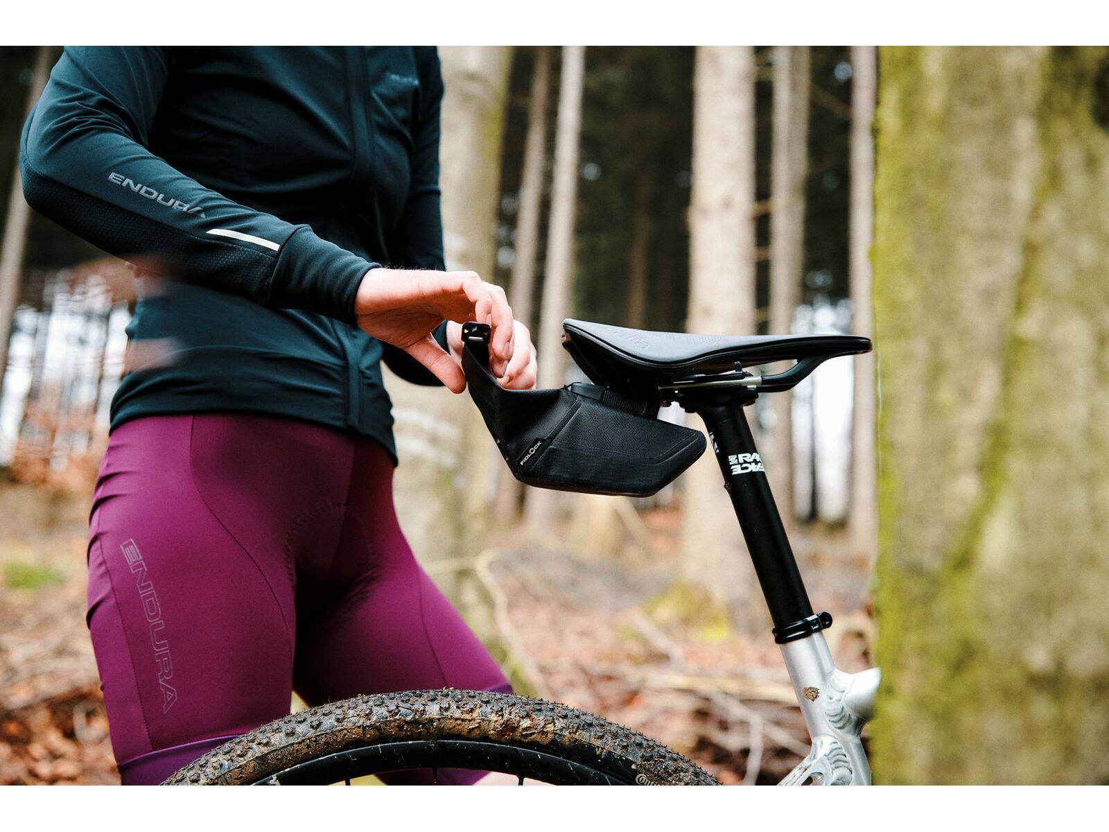 Fidlock Pinclip Saddle Bag S + Saddle Base, black - Bild 13