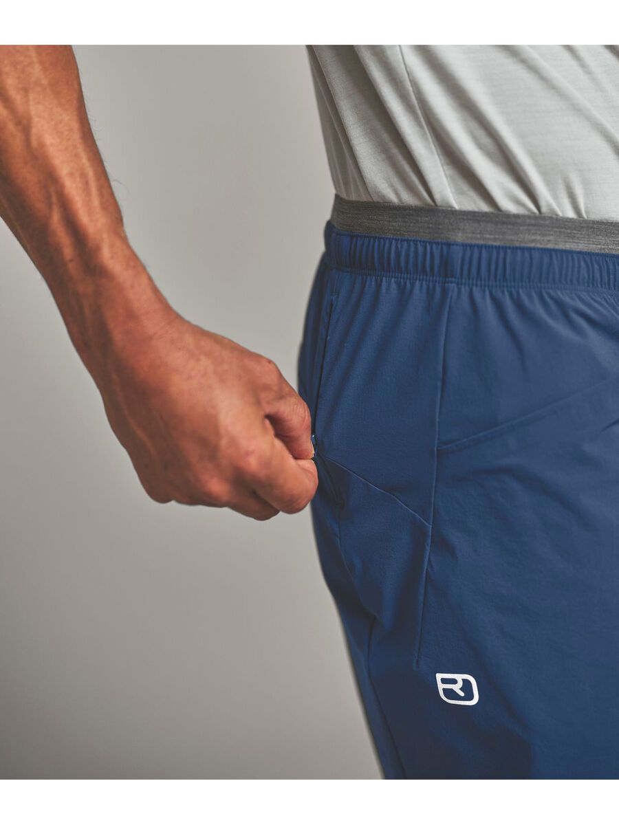 Ortovox Merino Shield Ultra Light Trace Shorts M, blue nunatak - Bild 5