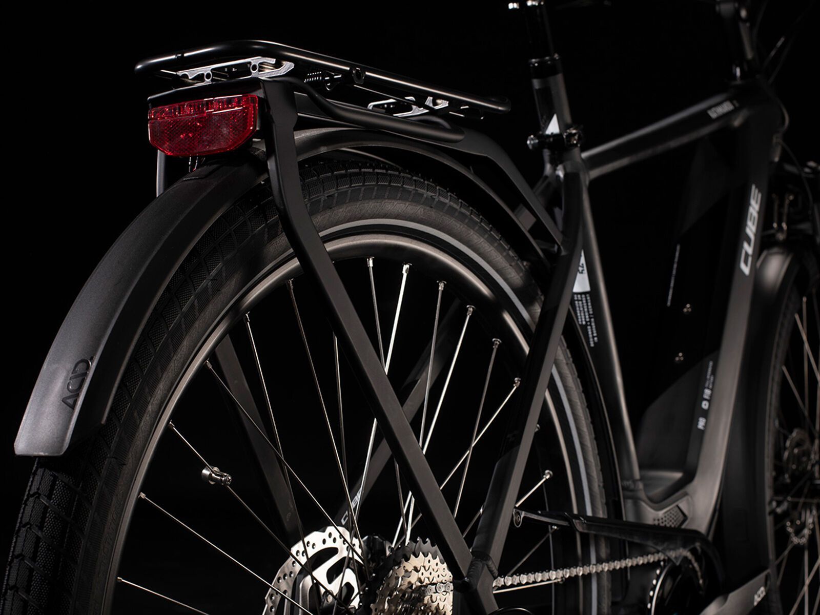 Cube Kathmandu Hybrid Pro 625, black´n´white - Bild 5