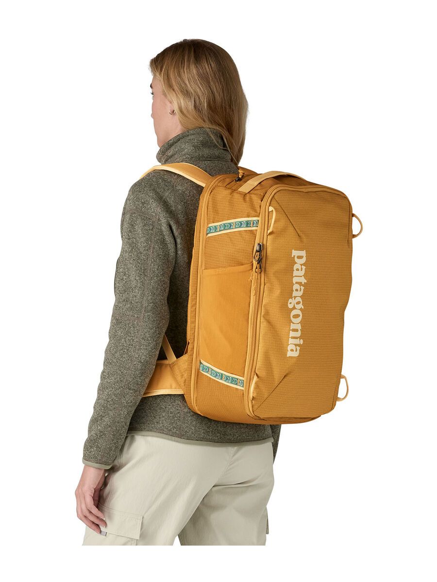Patagonia Black Hole Mini MLC 30L, pufferfish gold - Bild 4