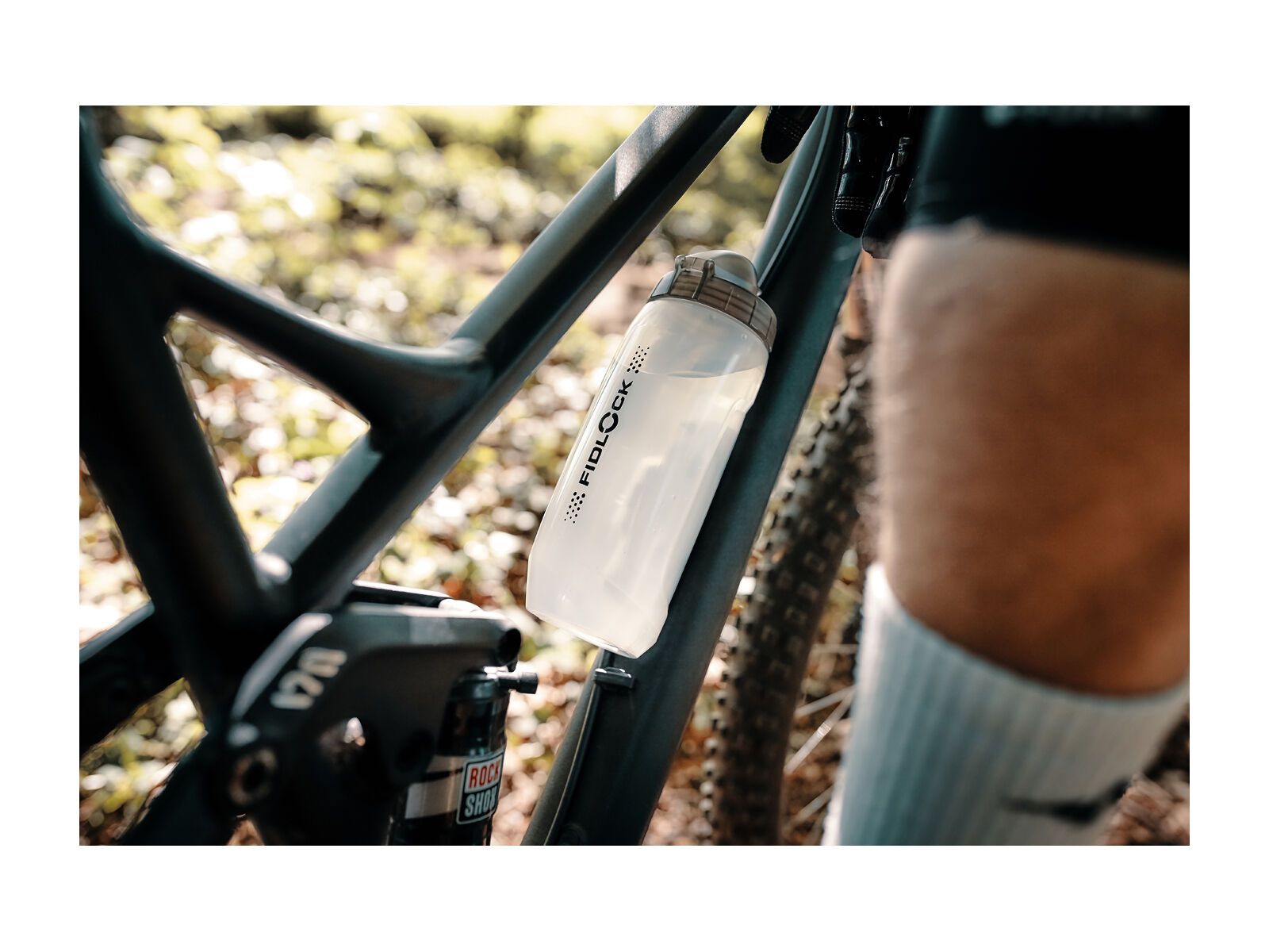 Fidlock Twist Bottle 590 + Bike Base, transparent clear - Bild 8