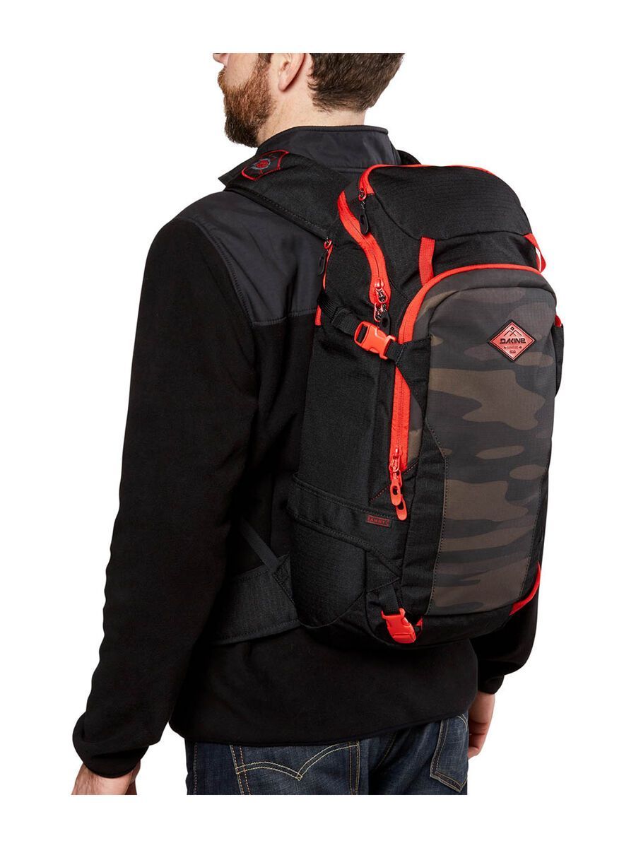Dakine Team Heli Pro 24l, sammy carlson - Bild 3