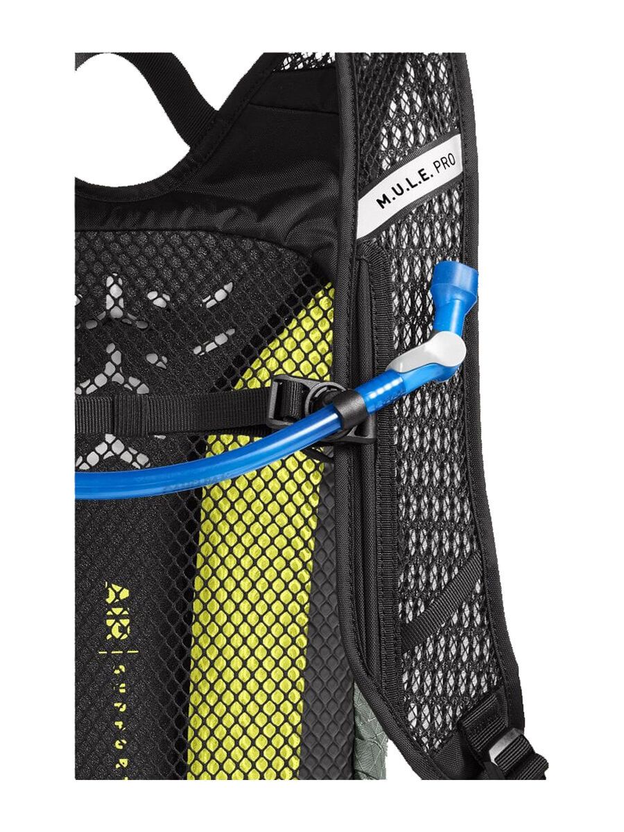 Camelbak M.U.L.E. Pro Trinkrucksack 14 L + 3 L Reservoir, agave green/black - Bild 5