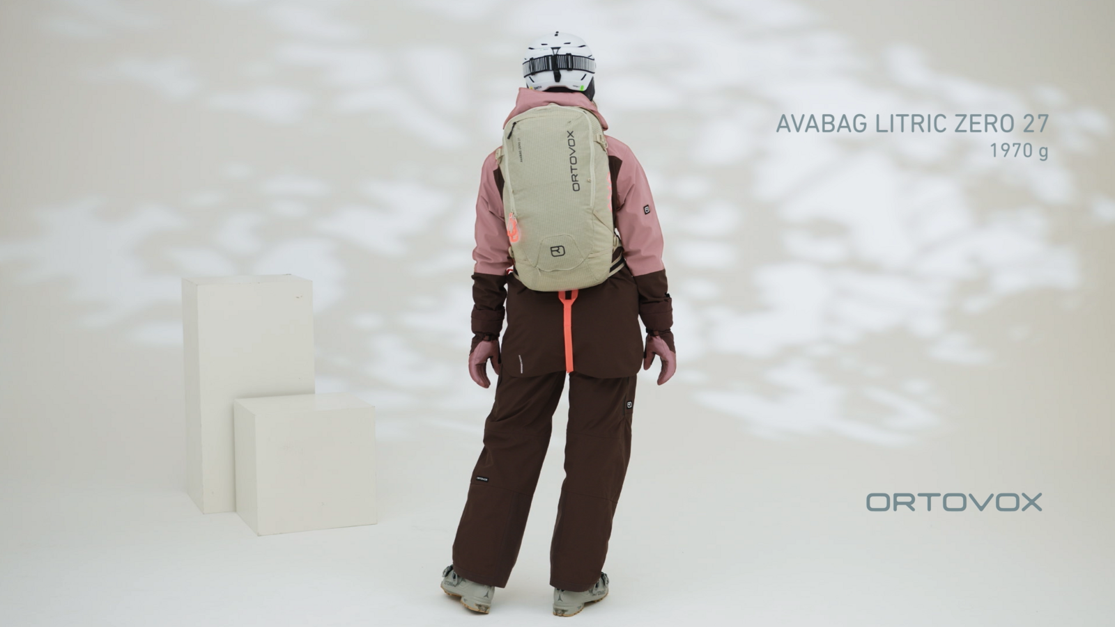 Ortovox Avabag LiTRIC Zero 27, white tea - Video 3