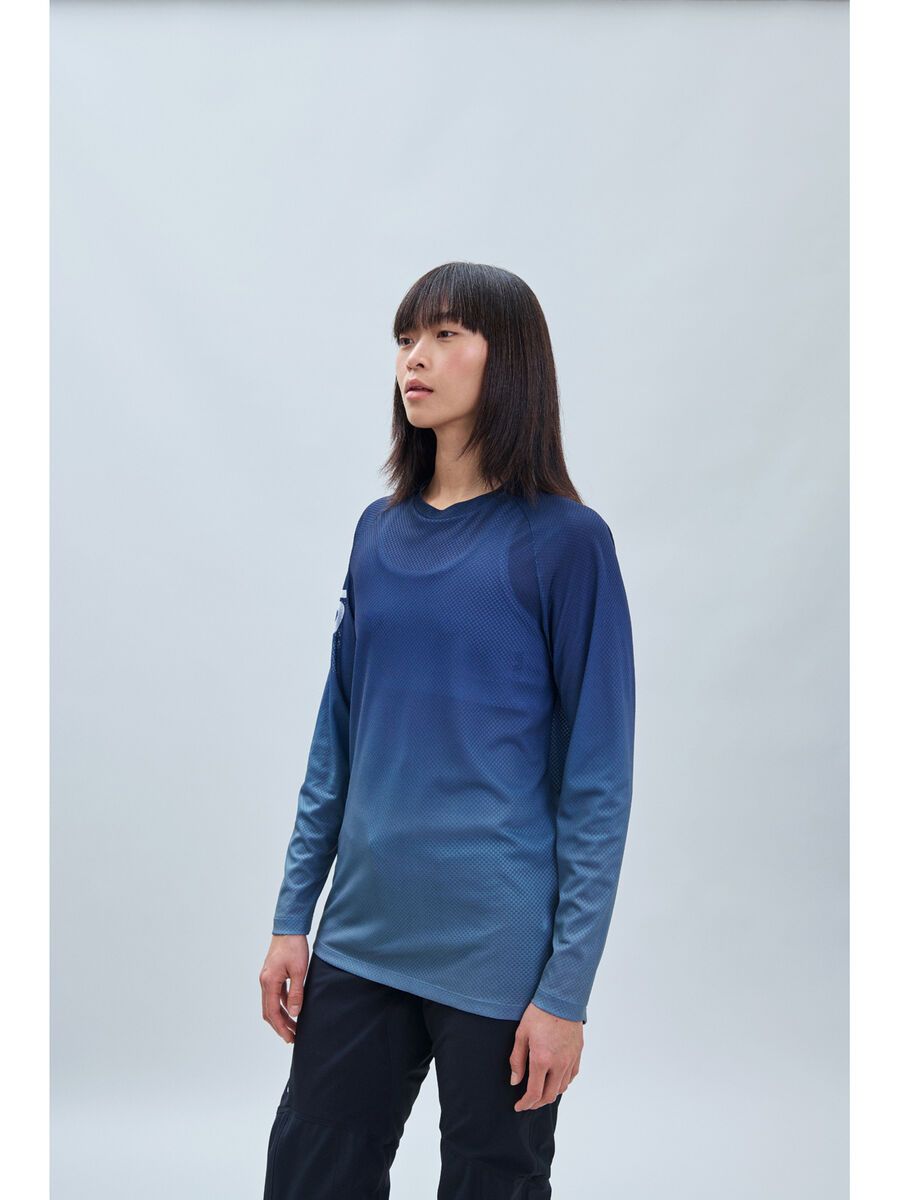 POC W's Essential MTB Lite LS Jersey, gradient turmaline navy - Bild 5
