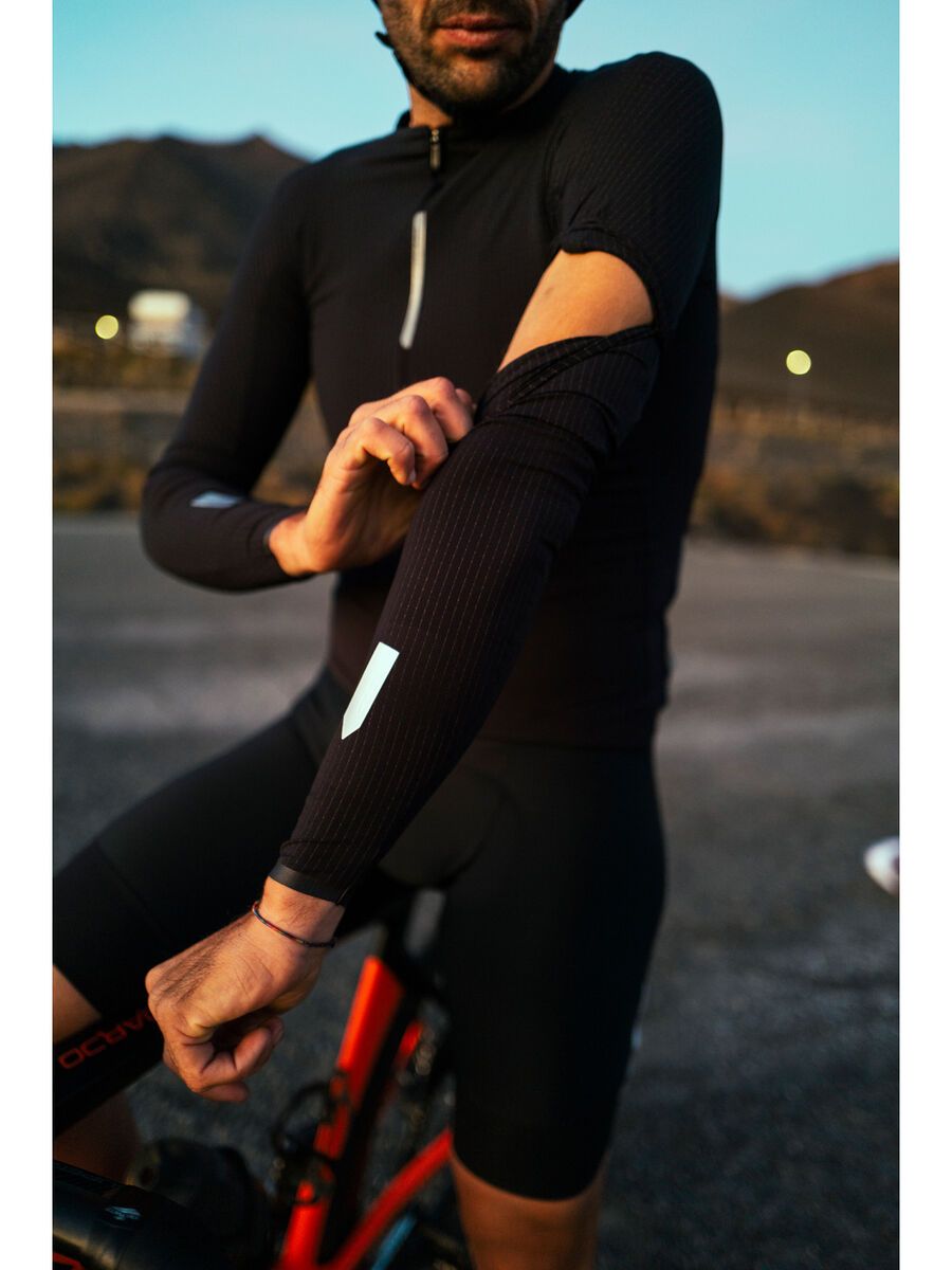Q36.5 Dottore Pro Jersey, black - Bild 3