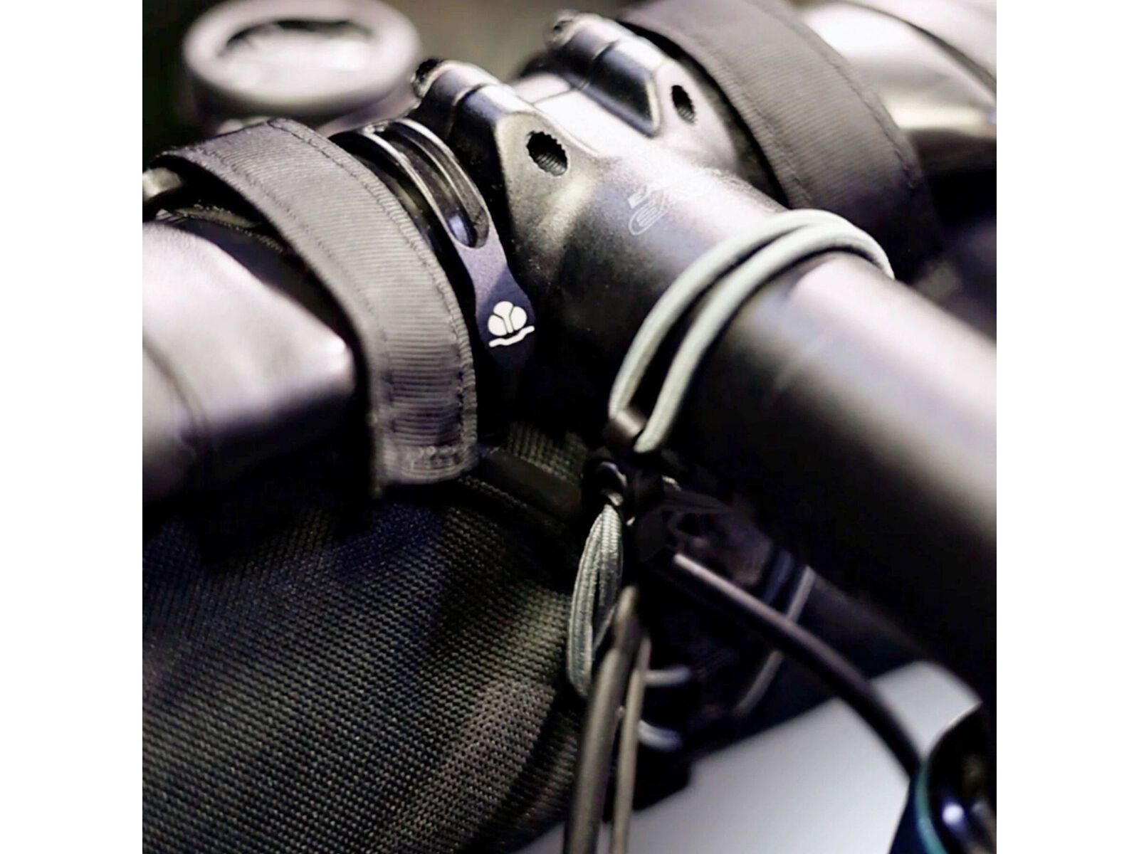 Blackburn Grid Handlebar Bag, black reflective - Bild 5