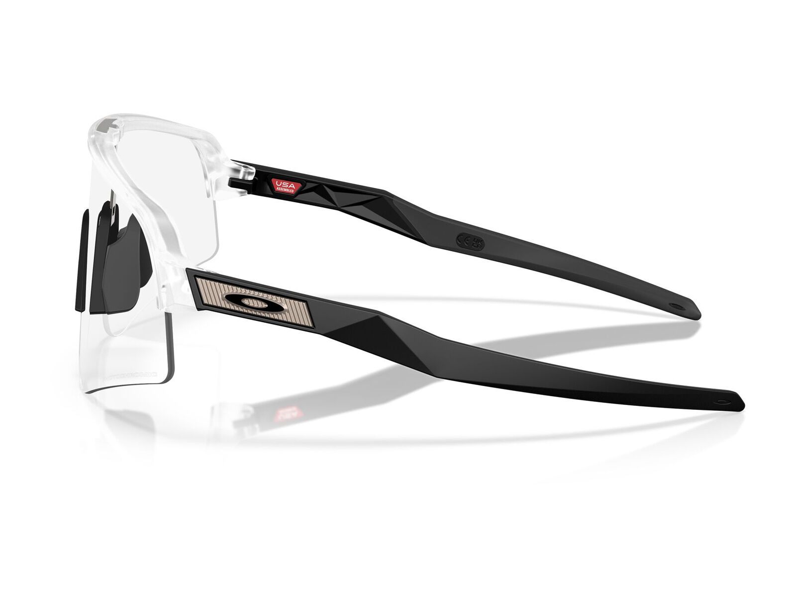 Oakley Sutro Lite Sweep, Clear To Black Iridium Photochromic / matte clear - Bild 12