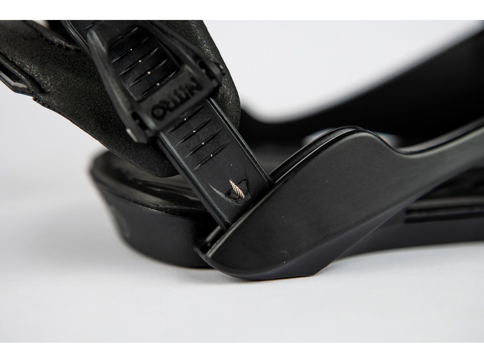 Nitro Cosmic, ultra black - Bild 11