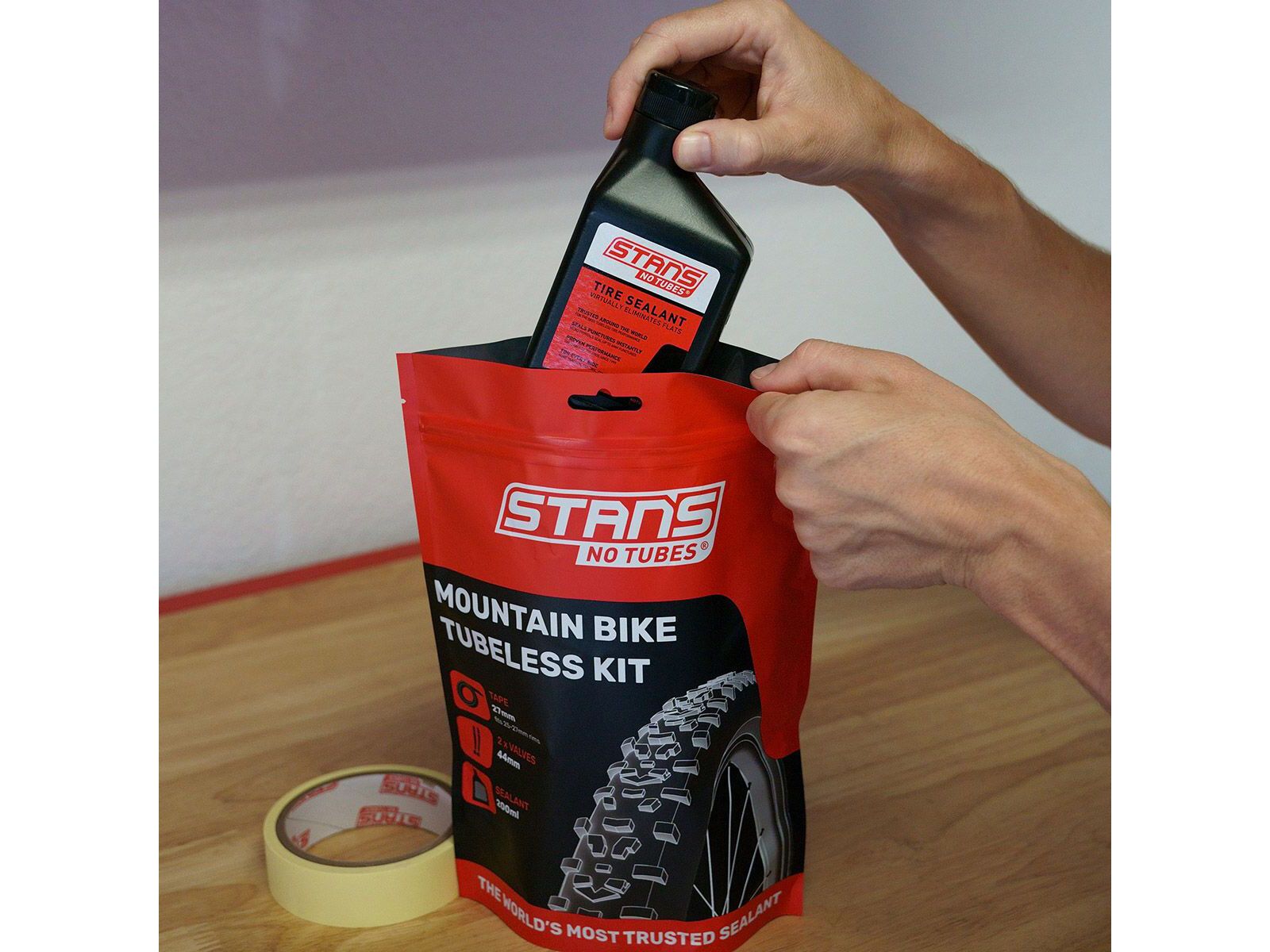 Stan's NoTubes Mountain Tubeless Kit - 30 mm Tape / Valve / Tire Sealant - Bild 4