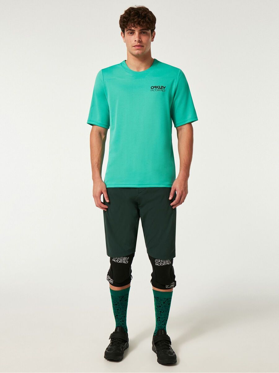 Oakley Drop In MTB Short, hunter green - Bild 10