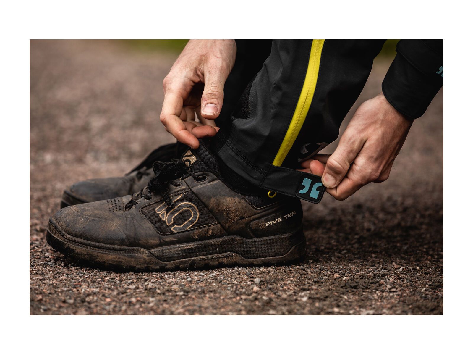 dirtlej DirtSuit Core Edition, grau / gelb - Bild 4