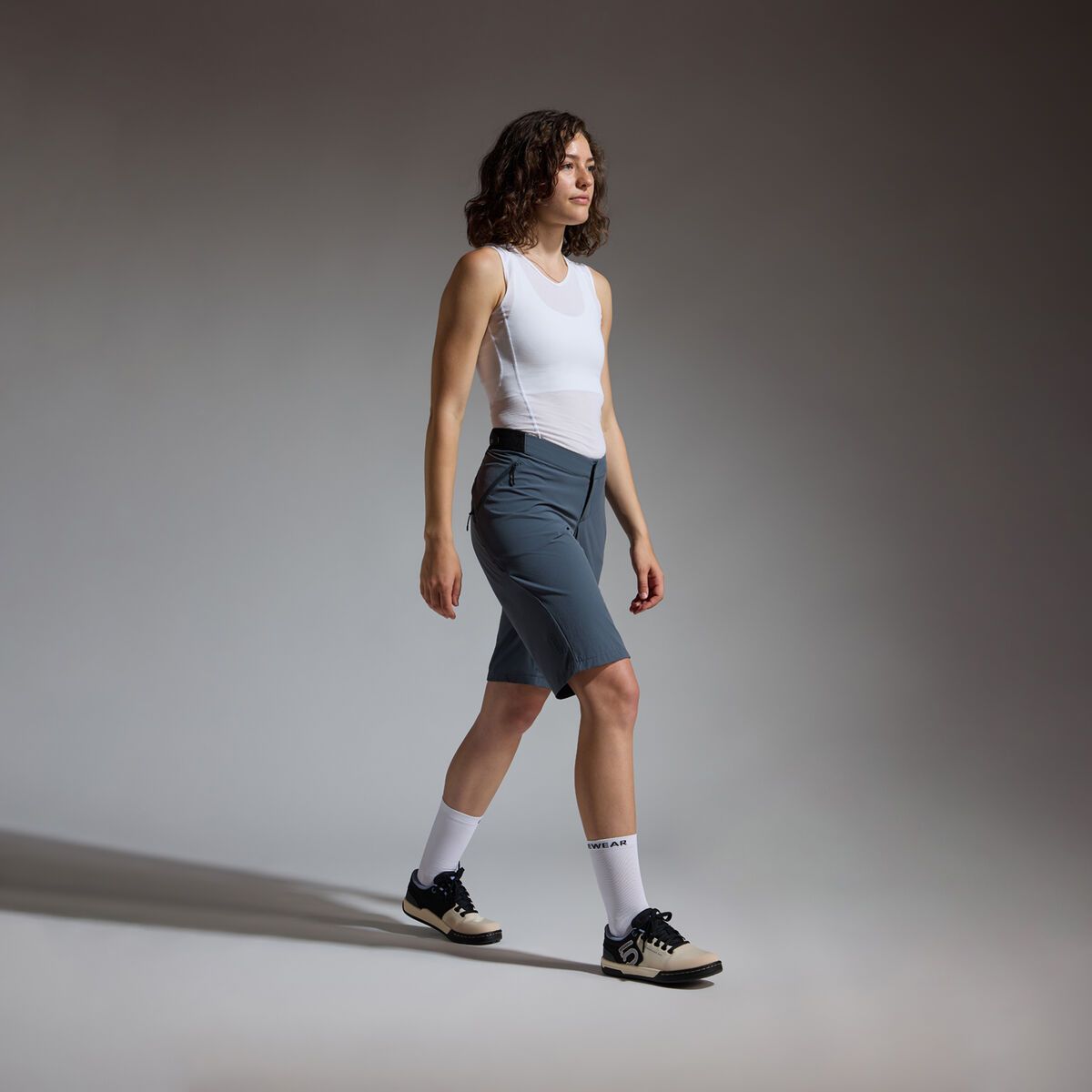 GOREWEAR Fernflow Shorts Damen, lab graphite - Bild 4