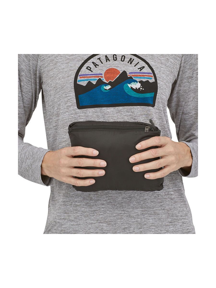 Patagonia Women's Nano Puff Hoody, black - Bild 7