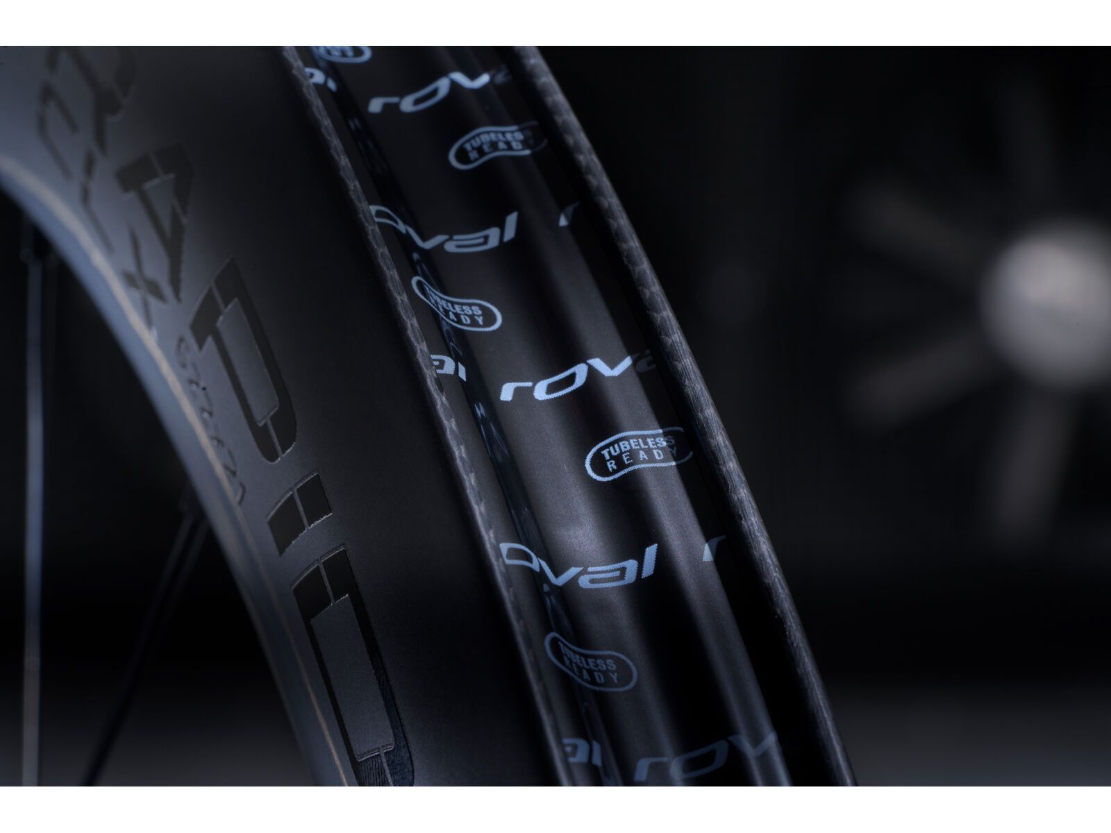 Specialized Roval Rapide CLX II - 700C / 12x100 mm, satin carbon/gloss white - Bild 8