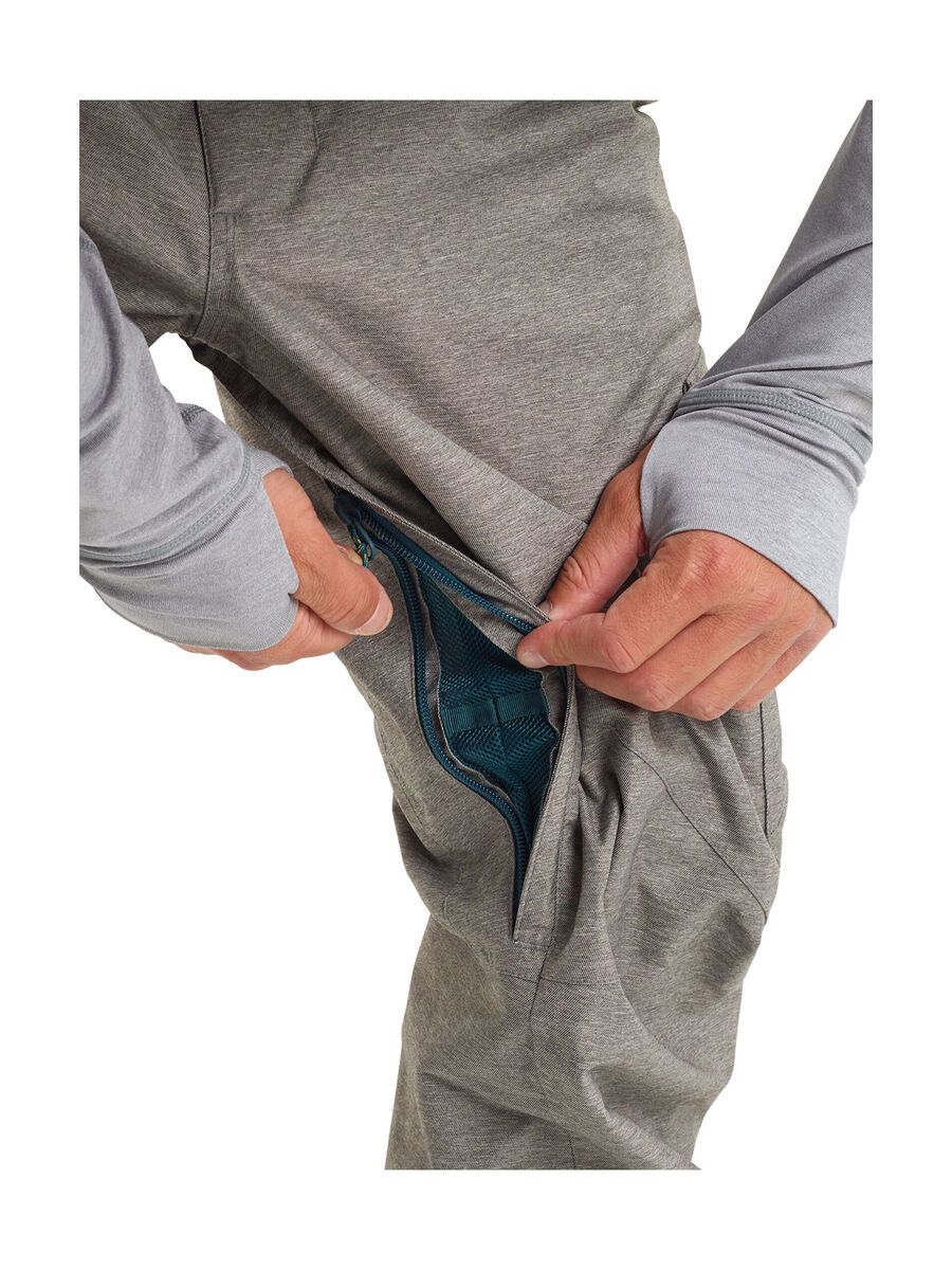 Burton Cargo Pant Regular Fit, shade heather - Bild 7