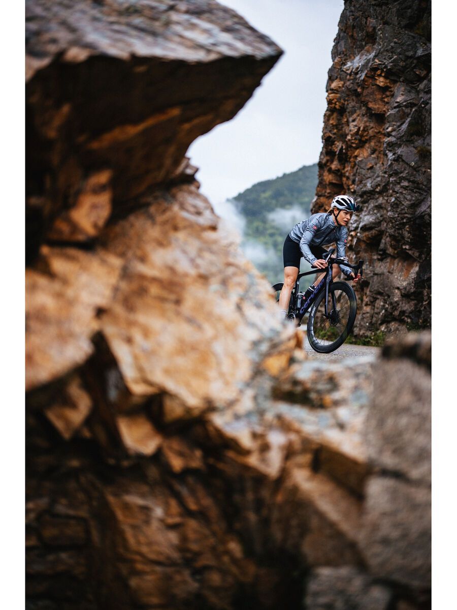 ***2. Wahl*** Castelli Tempesta Lite Jacket gray - Bild 13