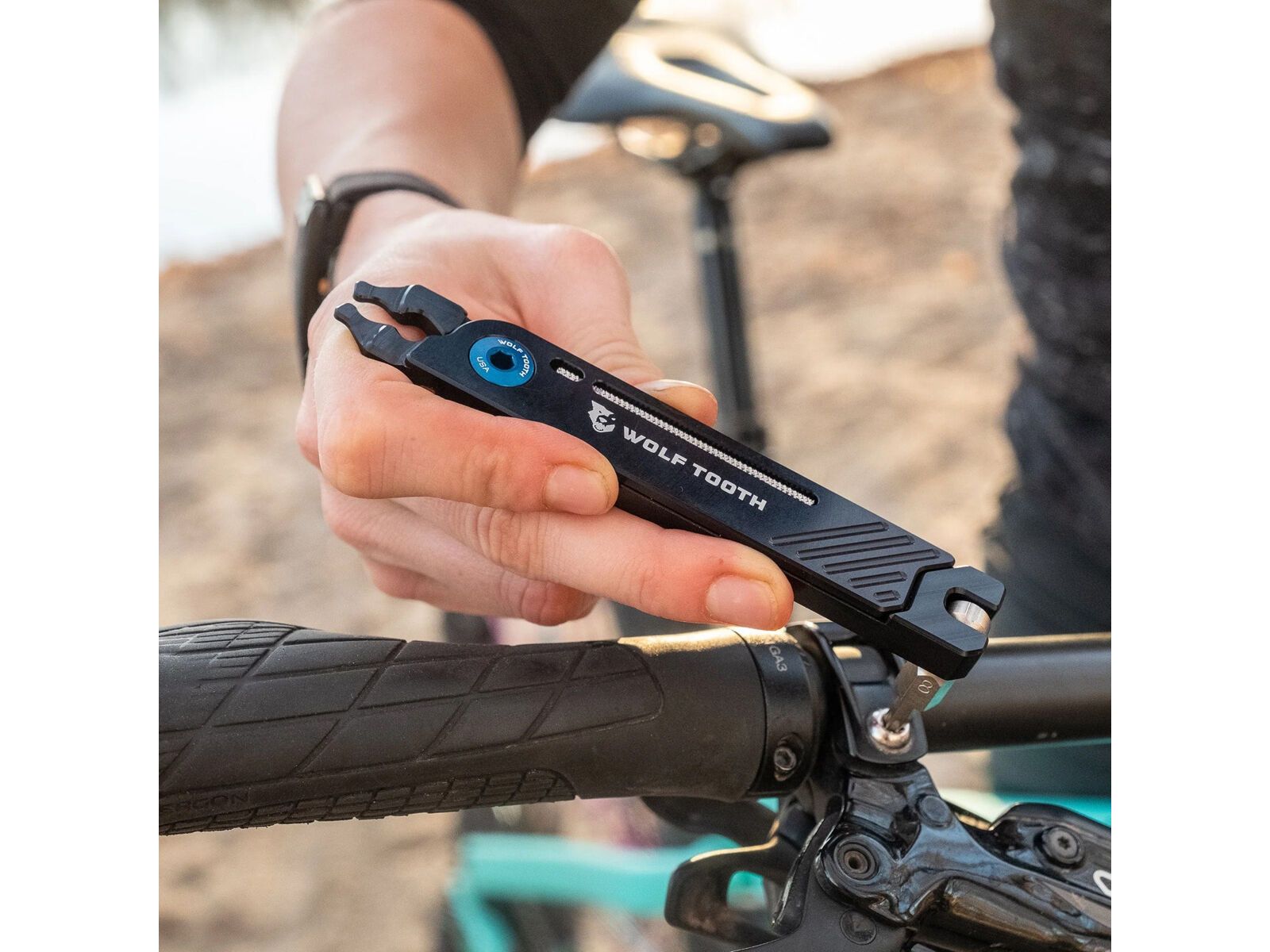 Wolf Tooth 8-Bit Pack Pliers, rot, black - Bild 10