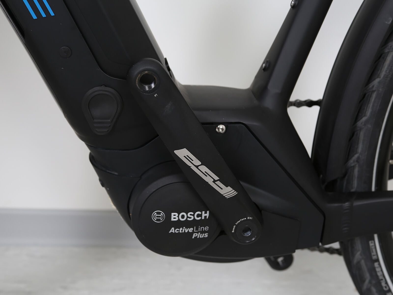 *** 2. Wahl *** Cube Touring Hybrid ONE 500 2020, black´n´blue - E-Bike | Größe 54 cm - Bild 5