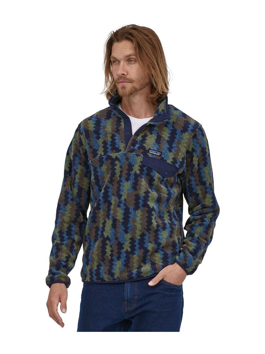 Patagonia Men's Lightweight Synch Snap-T Pullover Climbing Trees Ikat, new navy - Bild 2