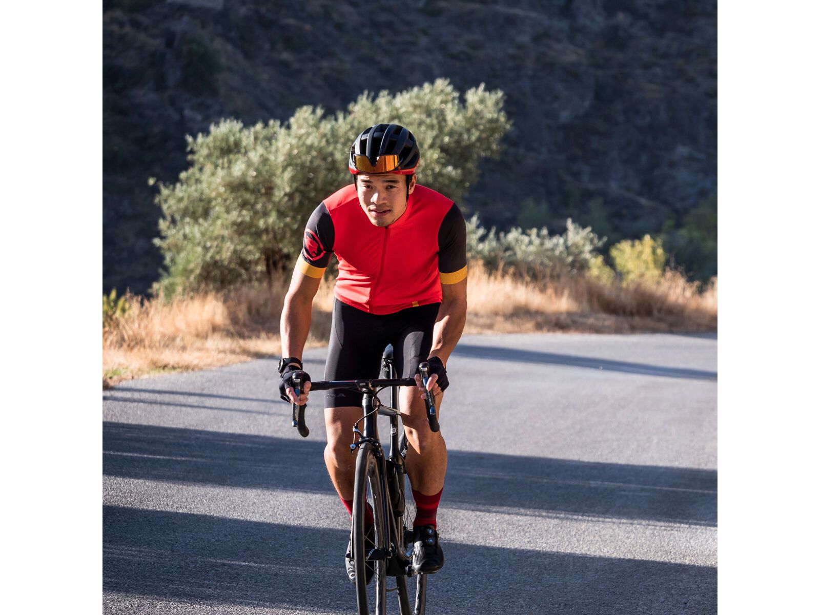 Endura FS260 Trikot (kurzarm) - Relaxed Fit, granatapfel - Bild 8