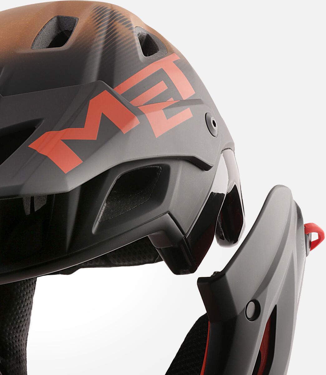 MET Parachute MCR MIPS, white iridescent/matt - Bild 11