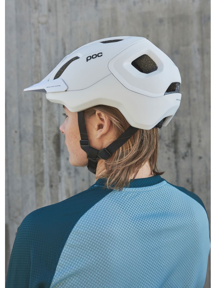 POC Axion, hydrogen white matt - Bild 5