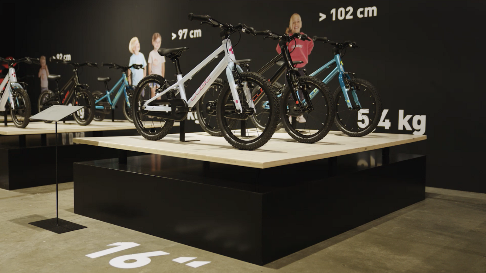 Cube Numove 160, black´n´orange - Video 7