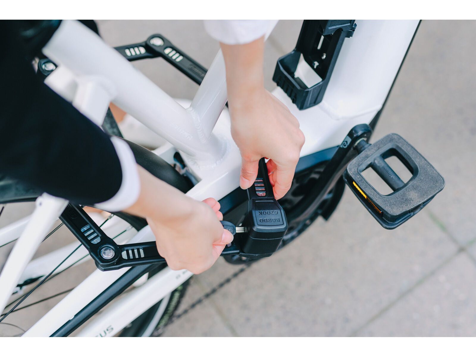 Abus Bordo 6200K/90 + Halter SH, black - Bild 18