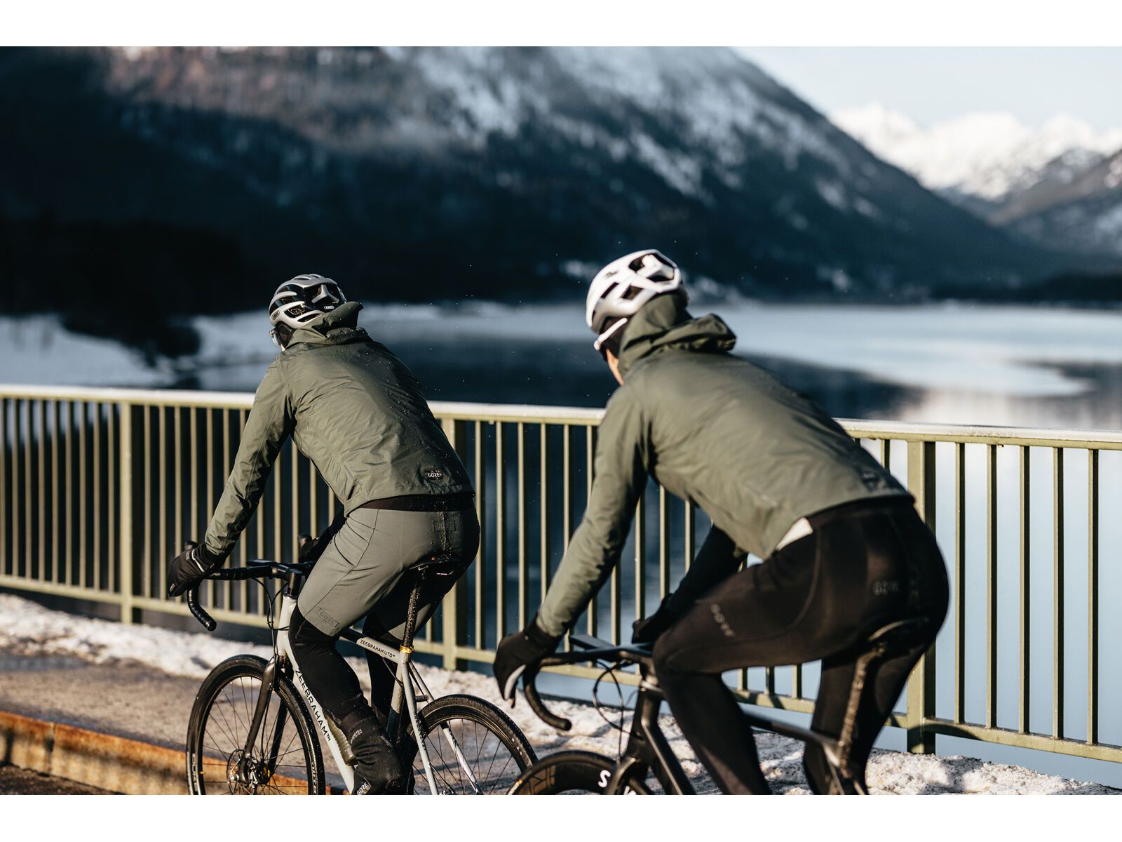 GOREWEAR Endure Gore-Tex Jacke Herren, utility green - Bild 11