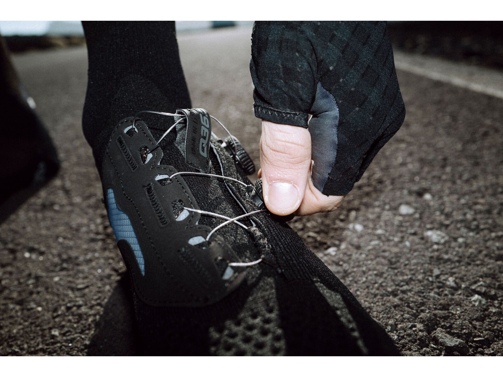 Q36.5 Clima Road Shoes, black - Bild 4