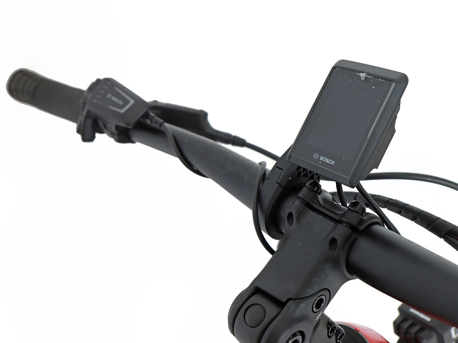 Conway Cairon SUV 5.0, red metallic / black metallic - Bild 6