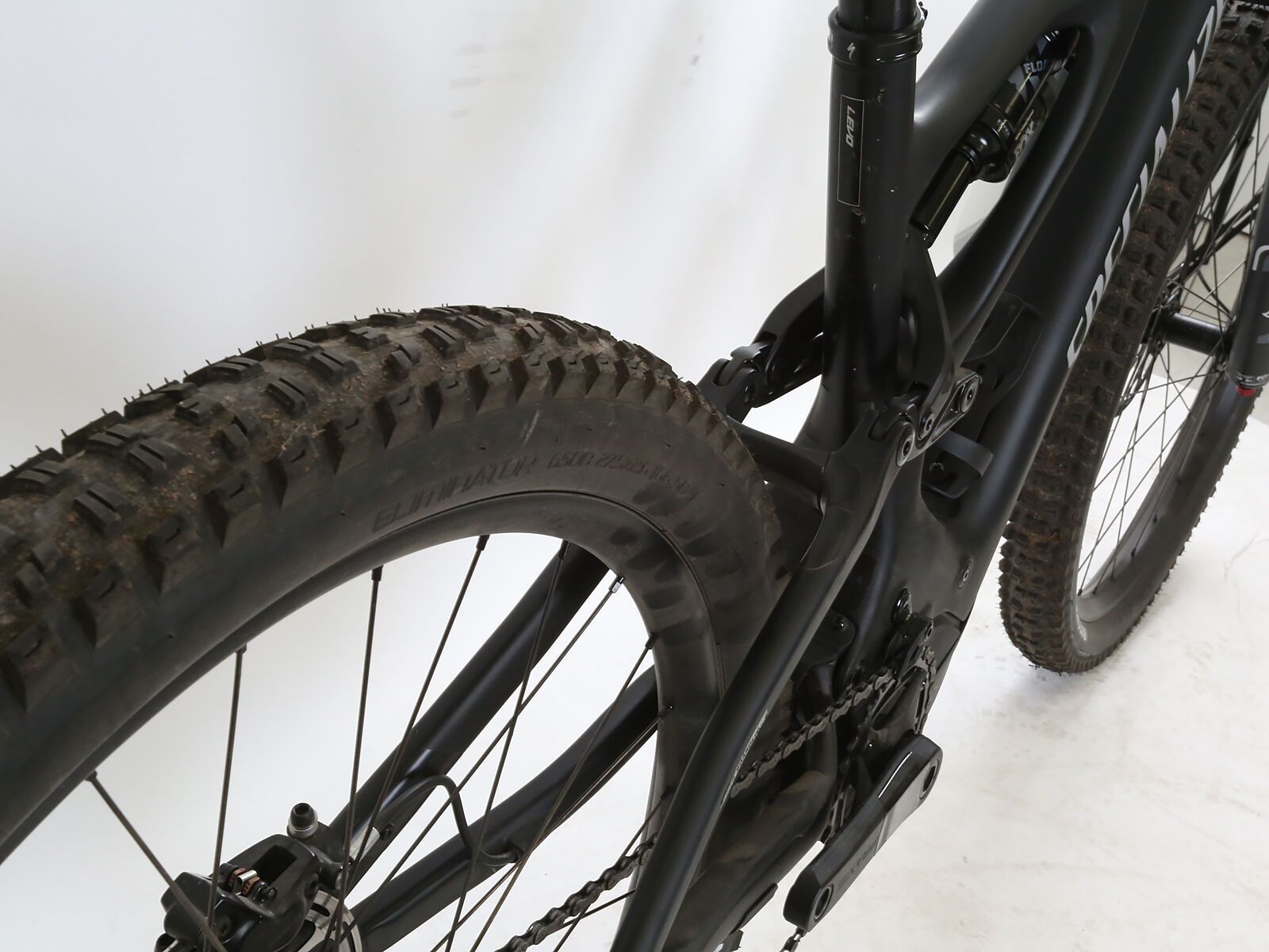 ***2. Wahl*** Specialized Turbo Levo Comp Carbon satin black/silver/gloss black - Bild 17