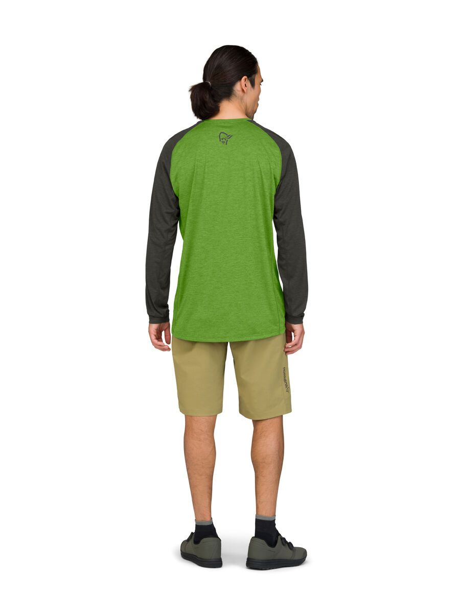 Norrona fjørå equaliser lightweight Long Sleeve M's, norrona green - Bild 4