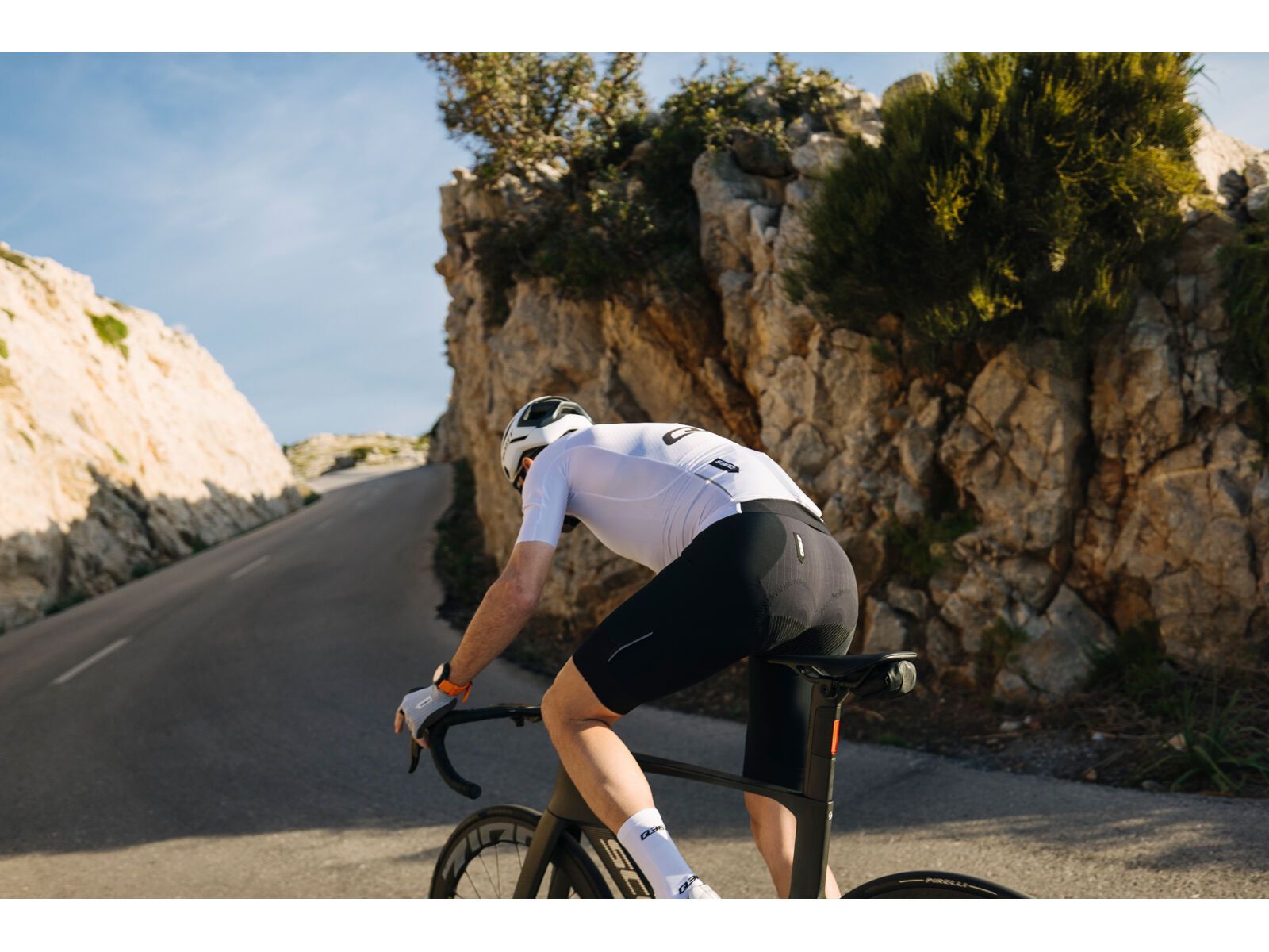 Q36.5 Gregarius Pro Extra Long Leg Bib Shorts, schwarz - Bild 4