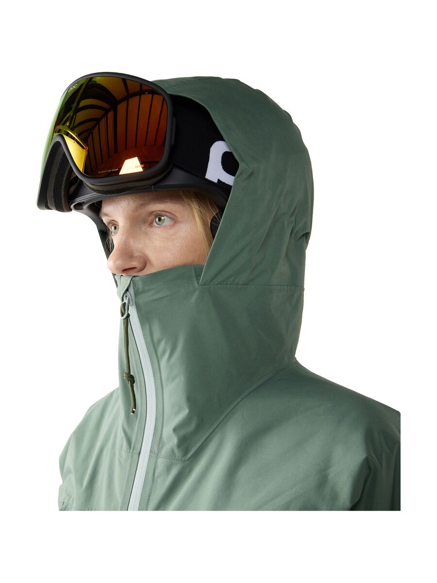 Haglöfs Latnja GTX Insulated Jacket Women, chlorophyll green - Bild 12
