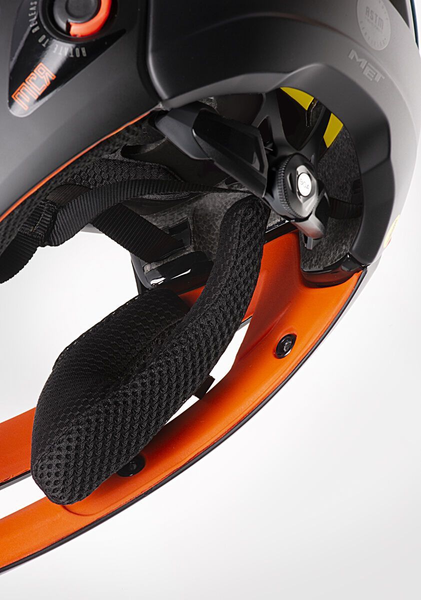 MET Parachute MCR MIPS, white iridescent/matt - Bild 13